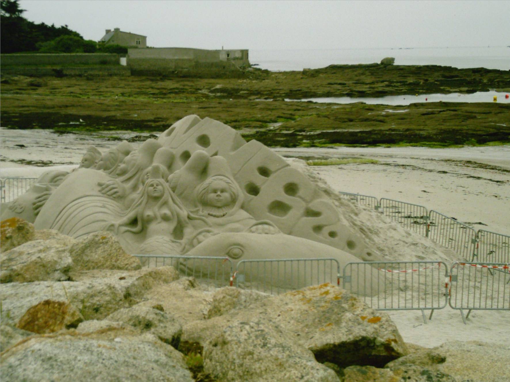 sculpture2405 00004.JPG